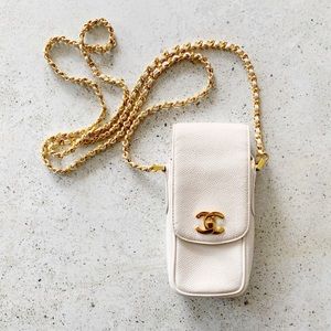 ❤️ CHANEL Pebbled Leather CC Crossbody Bag White